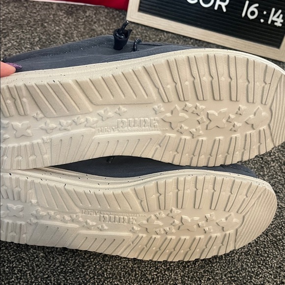 **sold** - Picture 7 of 8